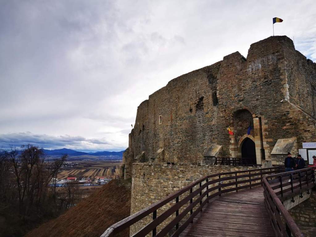 CETATEA NEAMȚ: “Tinere, cunoaște-ți neamul”! 